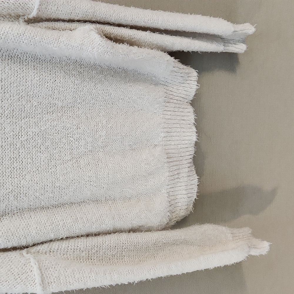 We The Free Theo Sweater Size Small - Picture 7 of 15